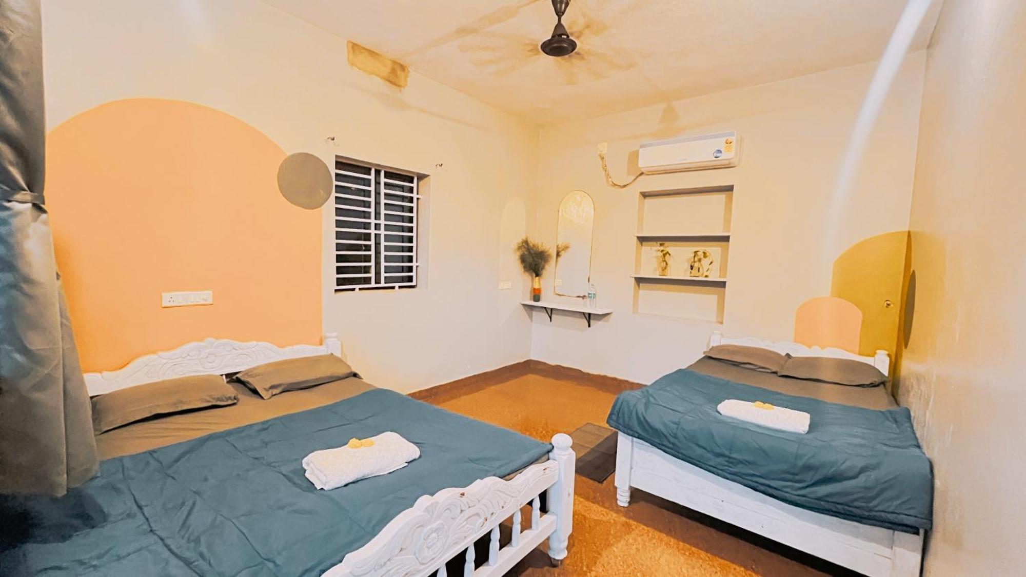Gokarna Beach Stays By Tune Of Ocean Екстер'єр фото