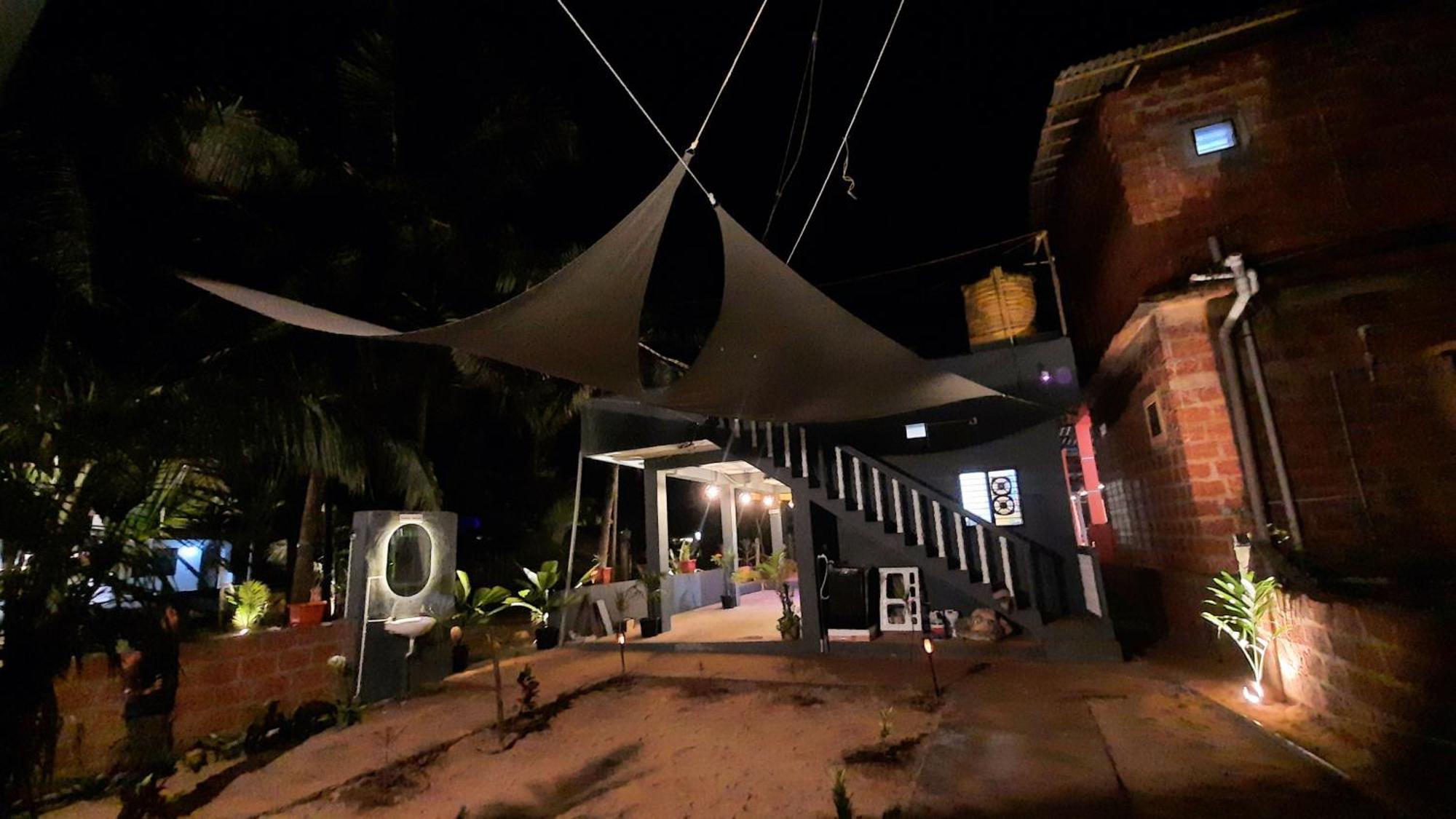 Gokarna Beach Stays By Tune Of Ocean Екстер'єр фото
