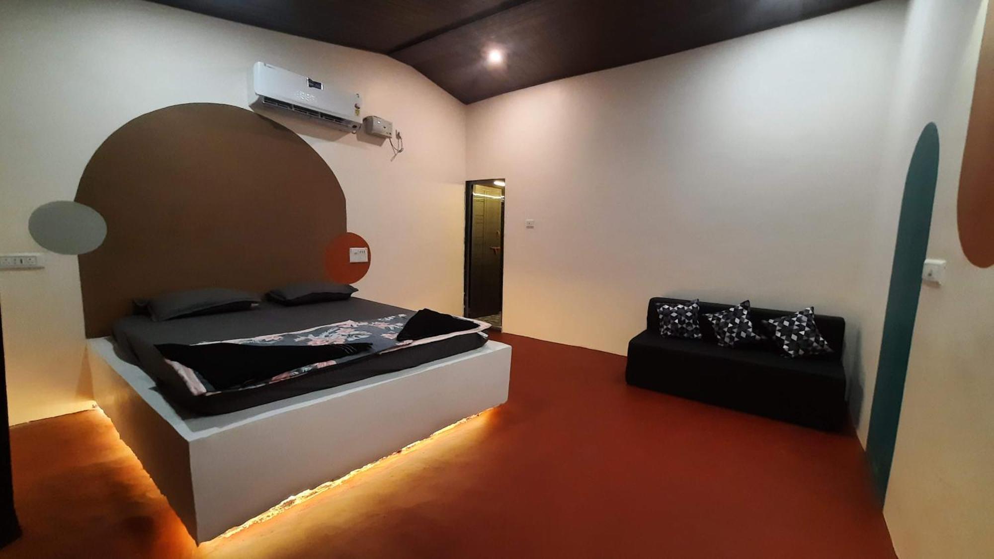Gokarna Beach Stays By Tune Of Ocean Номер фото